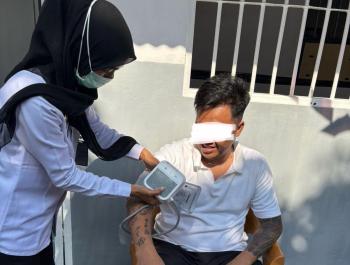 ‘Jungkat-Jungkit’ Inovasi Lapas Narkotika Bandar Lampung Jemput Bola Periksa Kesehatan Warga Binaan   
