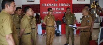 Pemkab Lampung Selatan Gelar Sosialisasi dan Evaluasi Variabel Standar Penilaian Layanan Publik