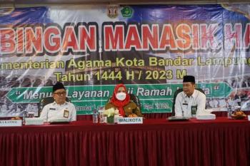 Walikota Eva Dwiana Hadiri Kegiatan Manasik Haji Kota Bandar Lampung