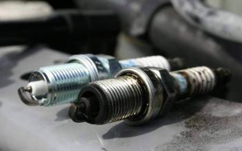 Bisa Dicoba, Ini Cara Mengatasi Busi Basah Motor 2 Tak dengan Mudah