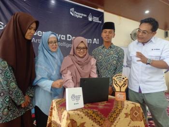  XLSMART Gelar Pesantren Digital di Sumatera Edukasi Para Santri Belajar Literasi Digital dan AI