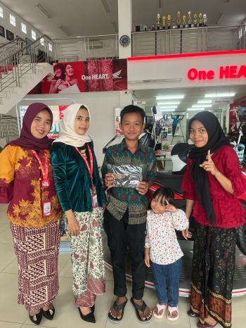 Honda Astra Motor Natar Kasih Hadiah-Hadiah Keren Buat Pengguna Motor Honda. Mau? Begini Cak Caranya!   