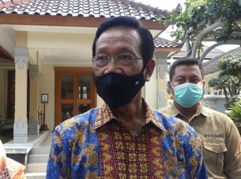 Sri Sultan HB X Sesalkan Suporter Solo Lakukan Tindakan Tidak Terpuji dan Kekerasan Saat Melewati Yogyakarta