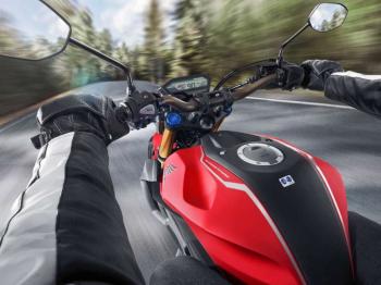 Mudah Asal Tahu Caranya, Berikut Tips Belajar Motor Kopling Manual