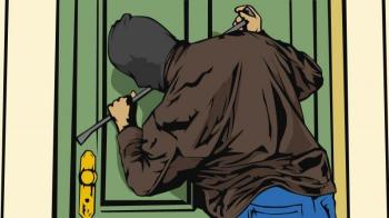 Spesialis Congkel Jendela Rumah Kembali Beraksi, Dua Unit Sepeda Motor Raif dalam semalam
