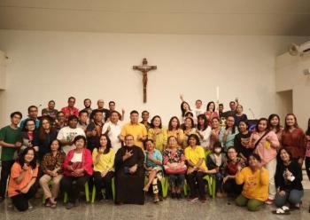 PD PKK St. Lusia Tanjungkarang dan PD PKK St. Maria Kedaton Gelar Praise and Worship Bersama