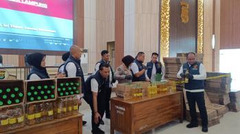 Polda Lampung Ungkap Kasus Minyak Kita Tidak Sesuai Takaran