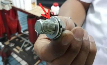 Fungsi Penting Ring Baut Pembuangan Oli Mesin 