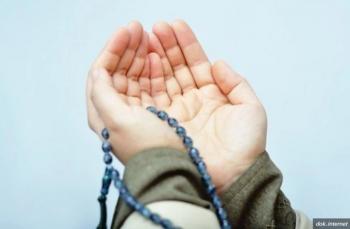3 Doa Dagangan Laris Banyak Pembeli Bahasa Arab Latin Dan Artinya