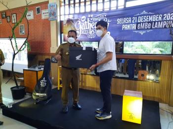 Bupati Lampung Selatan Nanang Ermanto Apresiasi PT Tunas Dwipa Matra Yang Berikan Dana CSR Sejak 2018