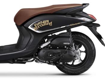 Hindari Gunakan Cairan Ini Ketika Membersihkan Sepeda Motor 