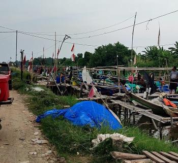 Krisis Air Bersih Hingga Minimnya Akses Infrastruktur, Masyarakat Nelayan Ujung Tanggul Lampung Timur Terpaksa Pasrah
