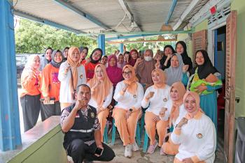 Peringati HUT Ke 25, DWP Provinsi Lampung dan Hari Ibu, Pj.Ketua DWP Gelar Bakti Sosial 