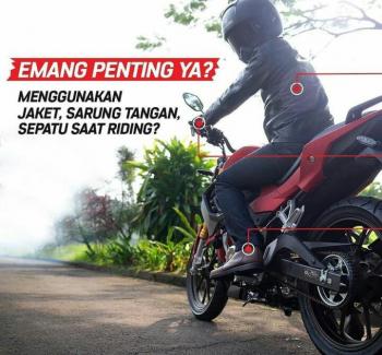 Pentingnya menggunakan jaket sarung tangan dan sepatu saat riding !!!