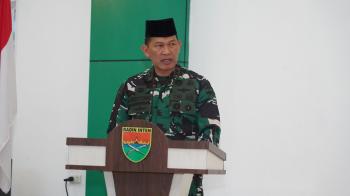 Kodam XXI/Radin Inten Laksanakan Sholat Ghaib untuk Prajurit TNI yang Gugur di Misi UNIFIL   