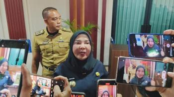 Meskipun Infrastruktur Drainasenya yang Buruk, Wali Kota Eva Berencana Nindak Bangunan di Tepi Sungai?