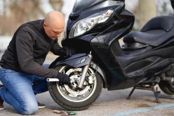 4 Penyebab Motor Terasa Goyang Saat Dikendarai