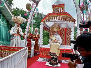 Dianugerahi Gelar Batin Mustika Cahaya Marga, Ini Pesan Walikota Untuk Generasi MudaÂ 