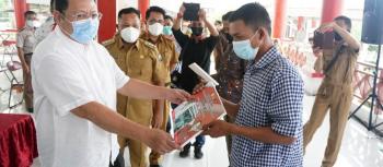 Sudin Bantu 20 KWT di Lampung Selatan Masing-masing Rp. 50 Juta