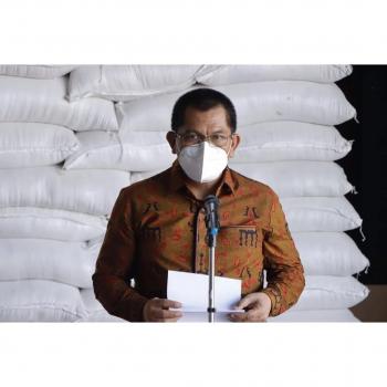 Pemerintah Provinsi Lampung Meluncurkan Program Bantuan Beras PPKM 2021