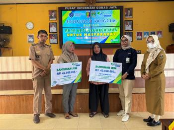 BPJS Ketenagakerjaan Lampung Tengah Sosialisasi Program dan Serahkan Santunan di Kampung Goras Jaya
