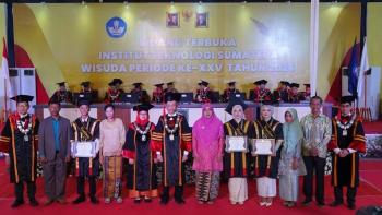 Itera Wisuda 1.504 Lulusan, Rektor Harapkan Alumni Jadi Agen Perubahan Masyarakat   