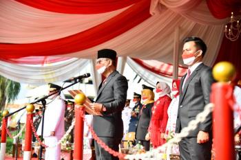 Mingrum Gumay Menjadi Petugas Pelaksana Pembacaan Teks Proklamasi pada Upacara HUT RI ke-77