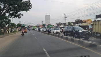 jalan Raya Natar - Beranti Macet Panjang