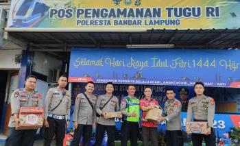 PSMTI Lampung Kembali Berbagi Kasih Kepada Petugas Posko Pelayanan Mudik
